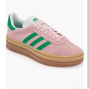 Pink and green platform gazelles